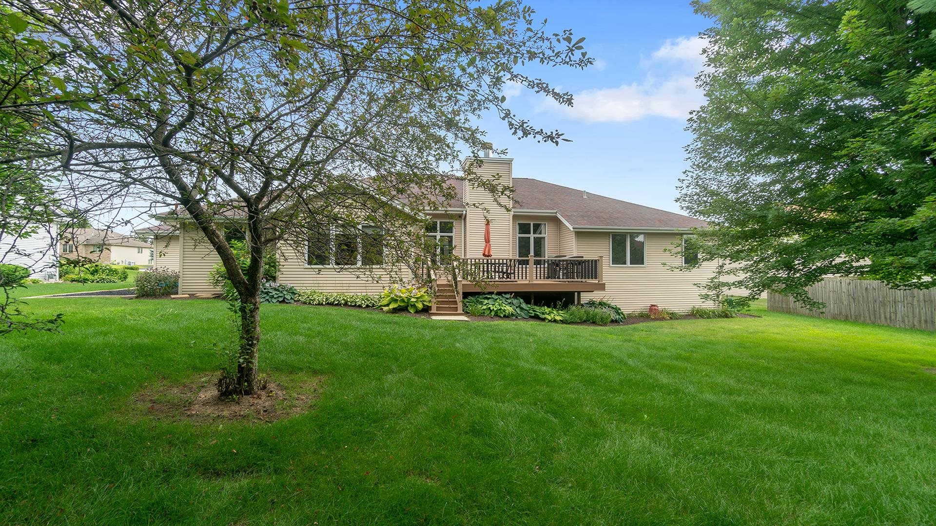 204 Starfire Road Poplar Grove, IL 61065 - Photo 4 of 46 Gallery Image 4