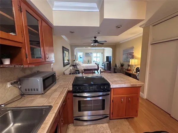 $1,725 | 6580 Santona Street, Unit A17, Coral Gables, FL 33146