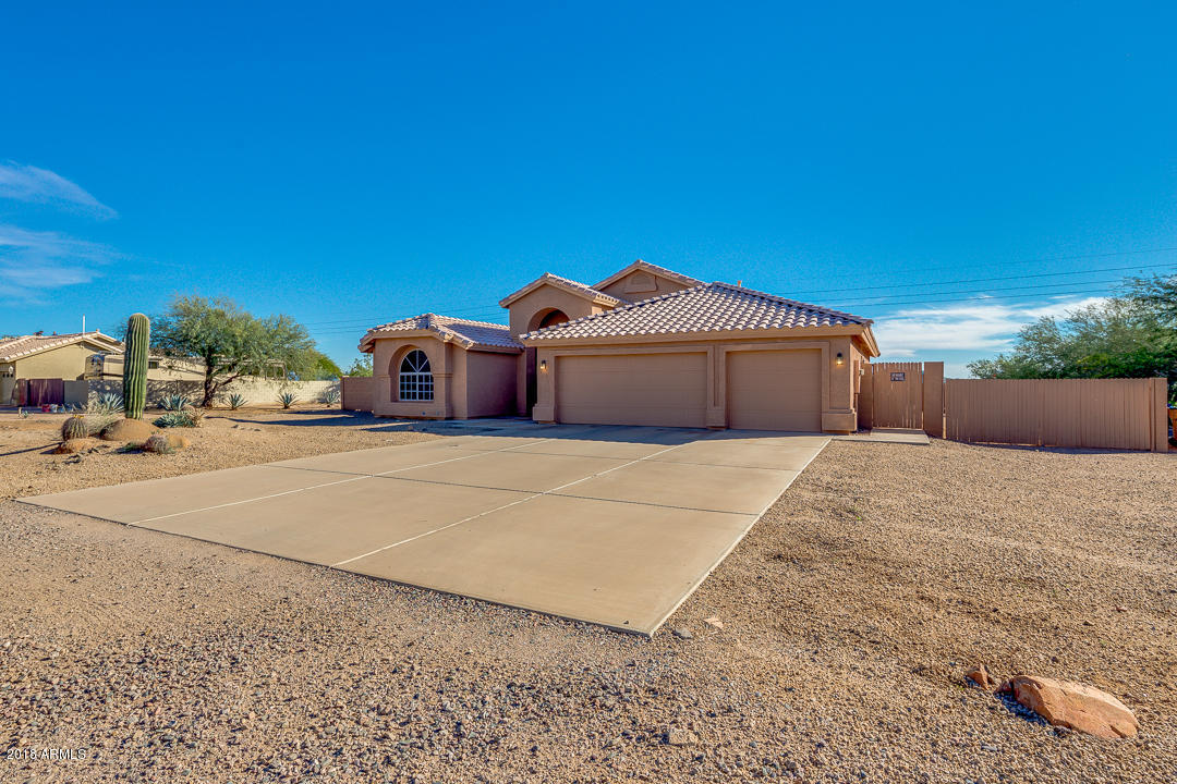 429 East Desert Ranch Road Phoenix, AZ 85086 - Photo 3 of 41 03-Desert Ranch