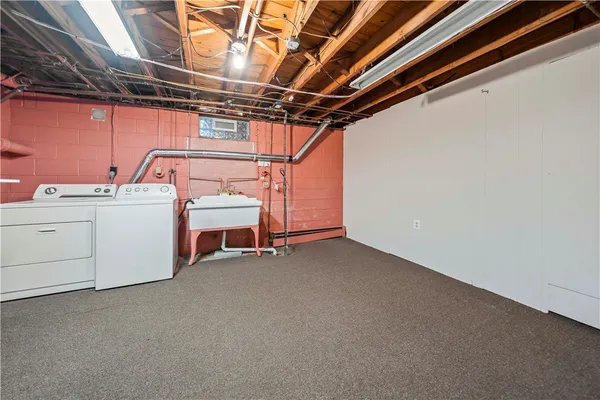 $249,900 | 34 Lochnavar Parkway, Pittsford, NY 14534