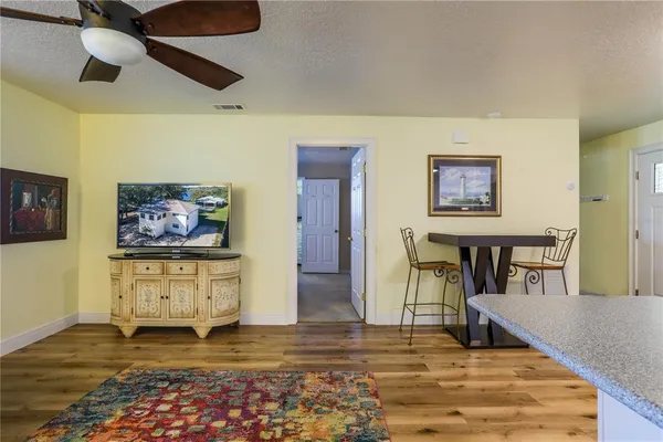 $415,000 | 260 South Central Avenue, Umatilla, FL 32784