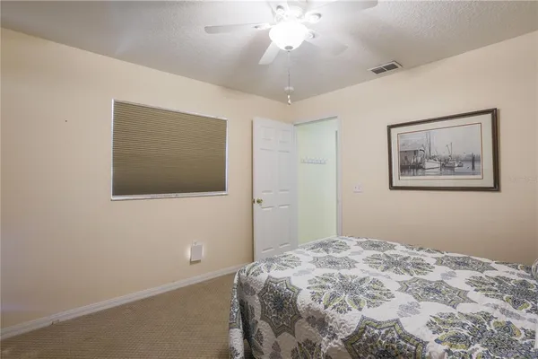 $415,000 | 260 South Central Avenue, Umatilla, FL 32784