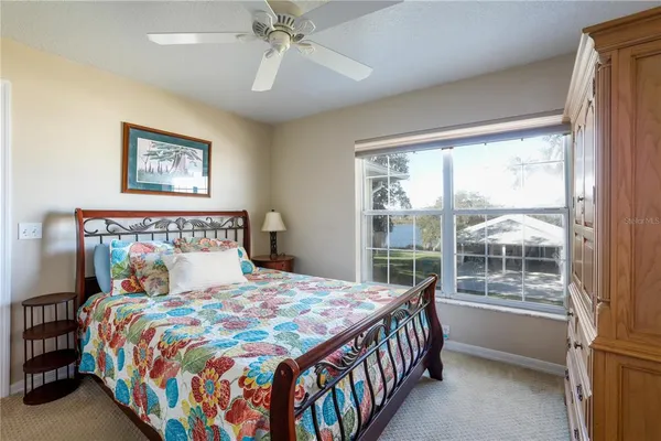 $415,000 | 260 South Central Avenue, Umatilla, FL 32784