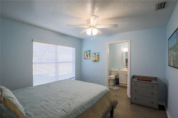 $415,000 | 260 South Central Avenue, Umatilla, FL 32784