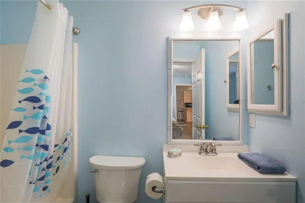 $415,000 | 260 South Central Avenue, Umatilla, FL 32784