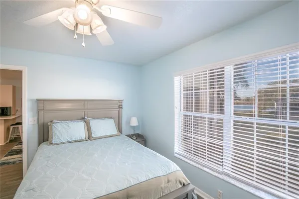 $415,000 | 260 South Central Avenue, Umatilla, FL 32784