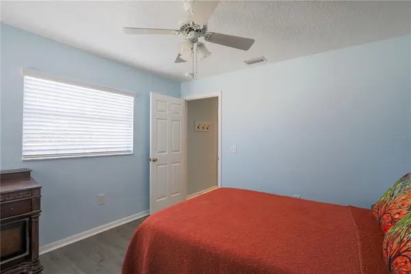 $415,000 | 260 South Central Avenue, Umatilla, FL 32784