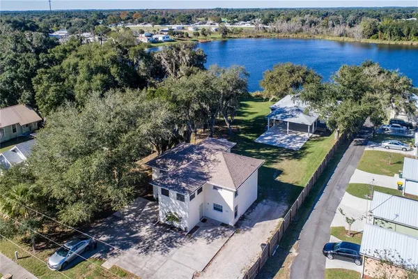 $415,000 | 260 South Central Avenue, Umatilla, FL 32784