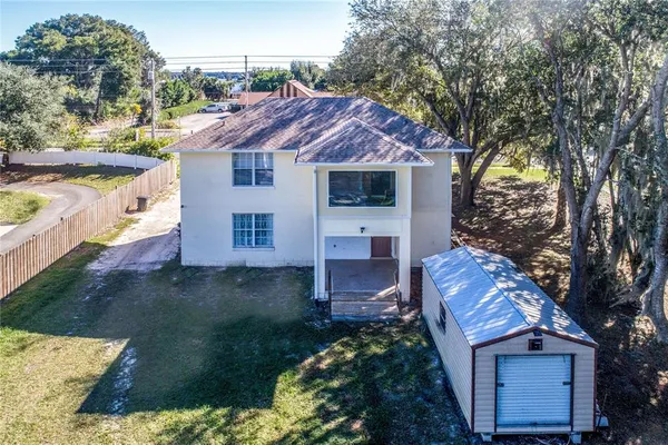 $415,000 | 260 South Central Avenue, Umatilla, FL 32784