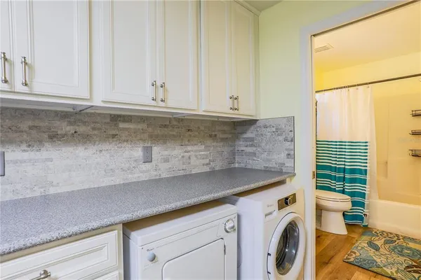 $415,000 | 260 South Central Avenue, Umatilla, FL 32784