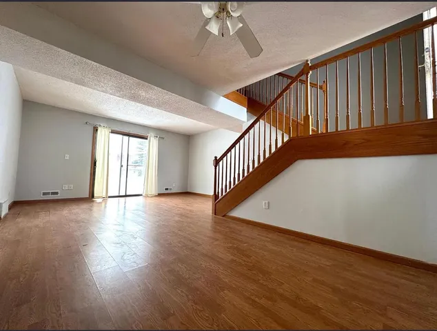 $2,000 | 3288 Dodd Lane, Eagan, MN 55121