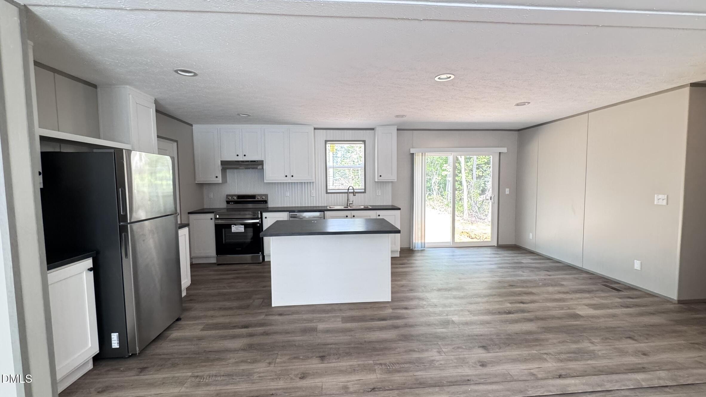 1814 J P Road Whitakers, NC 27891 - Photo 12 of 33 Kitchen/Dining Room