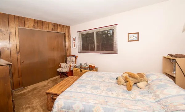 $374,500 | 505 Oak Crest Drive, Kendallville, IN 46755
