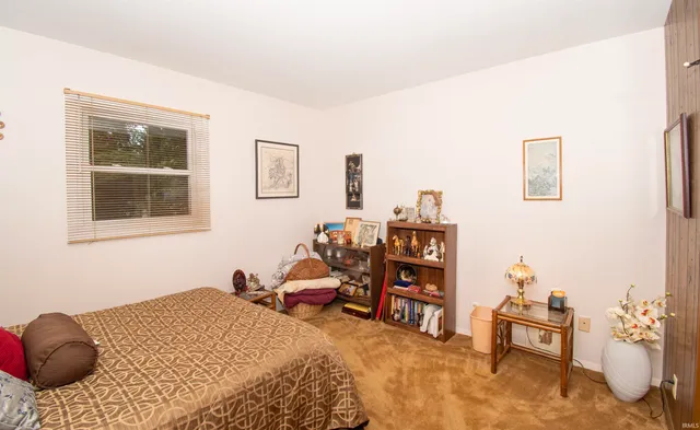 $379,900 | 505 Oak Crest Drive, Kendallville, IN 46755