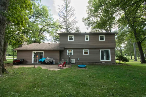 $374,500 | 505 Oak Crest Drive, Kendallville, IN 46755