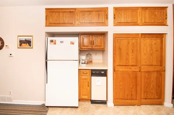 $374,500 | 505 Oak Crest Drive, Kendallville, IN 46755