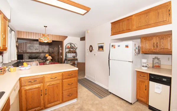 $374,500 | 505 Oak Crest Drive, Kendallville, IN 46755
