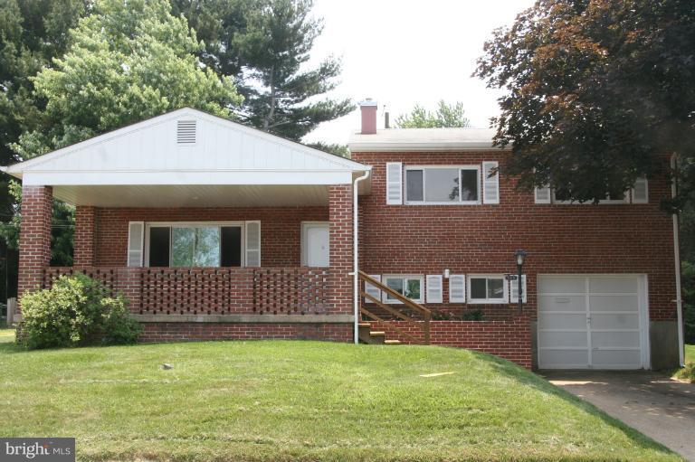 925 Sedgley Road Catonsville, MD 21228 - Photo 4 of 4 Exterior (Front)