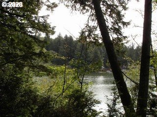 83615 Clear Lake Road Florence, OR 97439 - Photo 14 of 29
