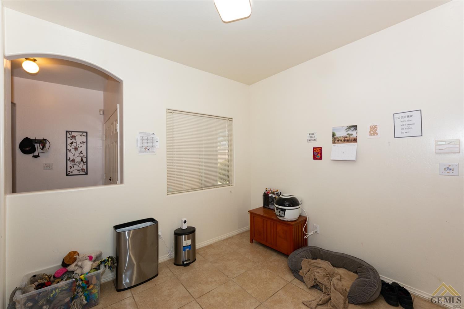 3903 Amherst Forest Road Bakersfield, CA 93313 - Photo 21 of 39