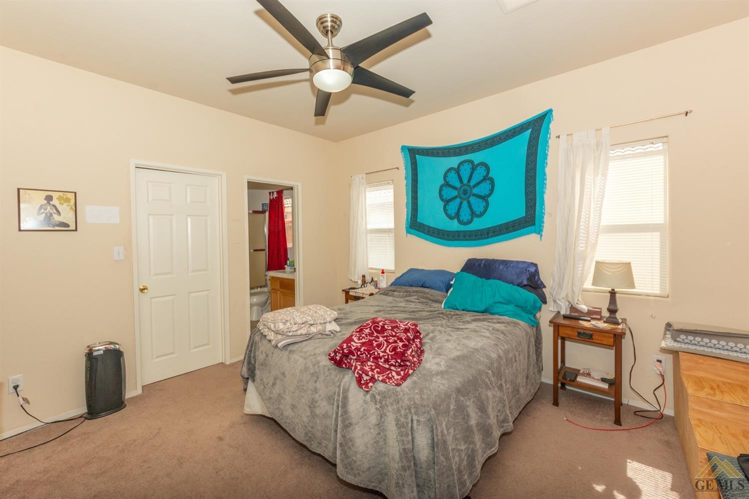 3903 Amherst Forest Road Bakersfield, CA 93313 - Photo 26 of 39