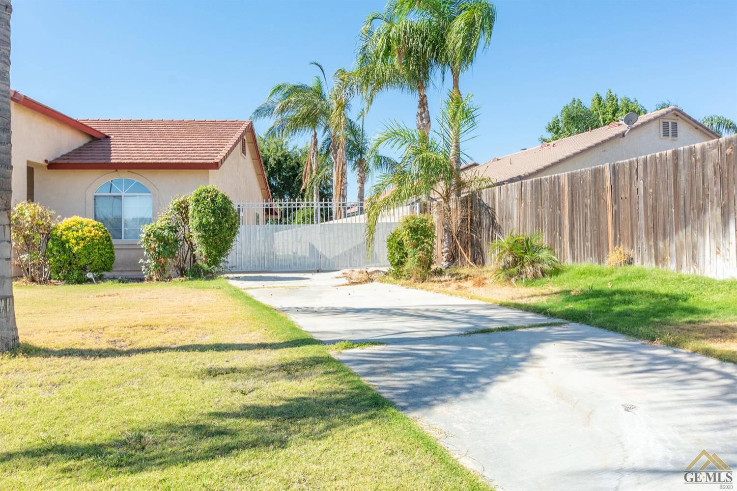 3903 Amherst Forest Road Bakersfield, CA 93313 - Photo 35 of 39