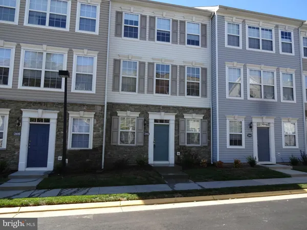 $2,400 | 21836 Jarvis Square, Ashburn, VA 20147