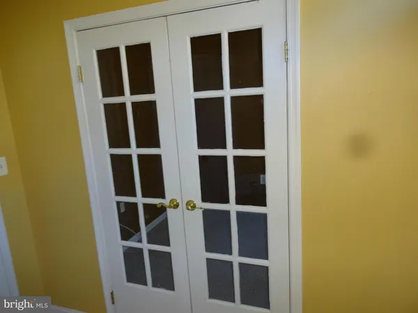 $2,400 | 21836 Jarvis Square, Ashburn, VA 20147