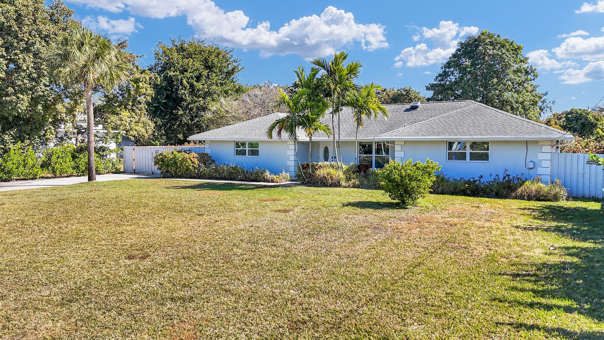 3150 Gulfstream Road Palm Springs, FL 33461 - Photo 3 of 51 3150 Gulfstream Rd, Lake Worth - 33