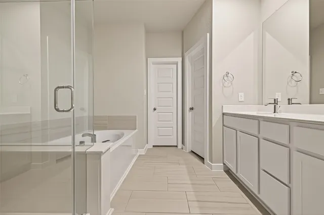 $319,000 | 2922 Valeria Drive, Rosenberg, TX 77471