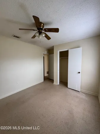$1,000 | 2207 Ladnier Road, Gautier, MS 39553