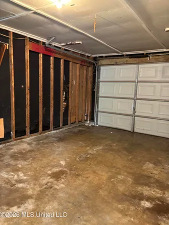 $1,000 | 2207 Ladnier Road, Gautier, MS 39553