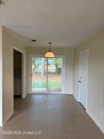 $1,000 | 2207 Ladnier Road, Gautier, MS 39553