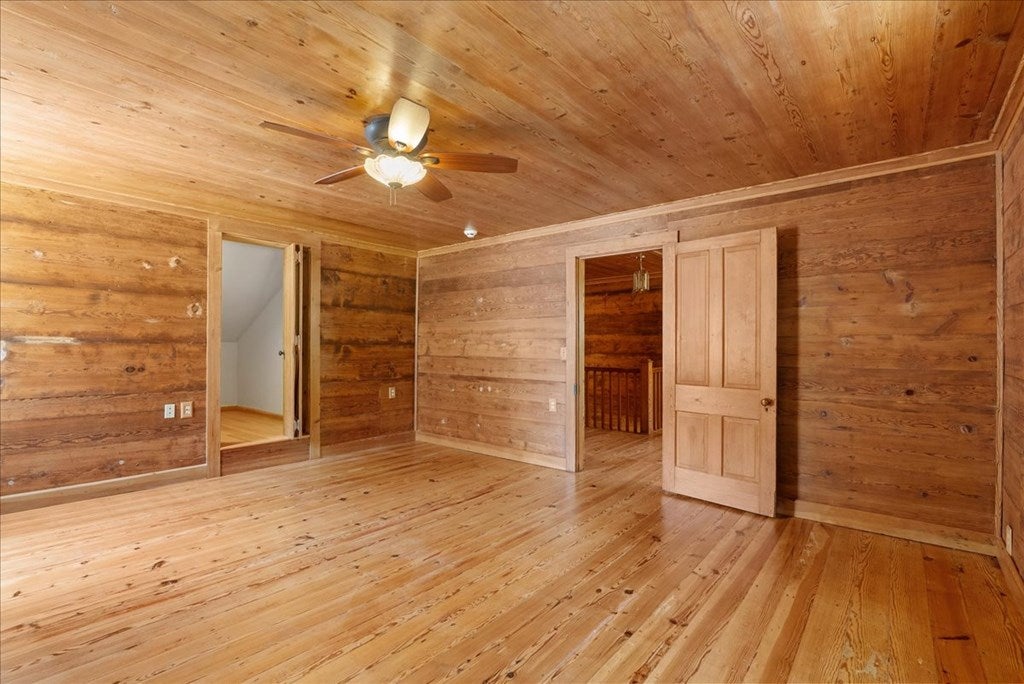 3095 State Shed Road Nathalie, VA 24577 - Photo 49 of 90 Bonus room 17.10 x 14.75, 2nd Floor
Hardwood floors