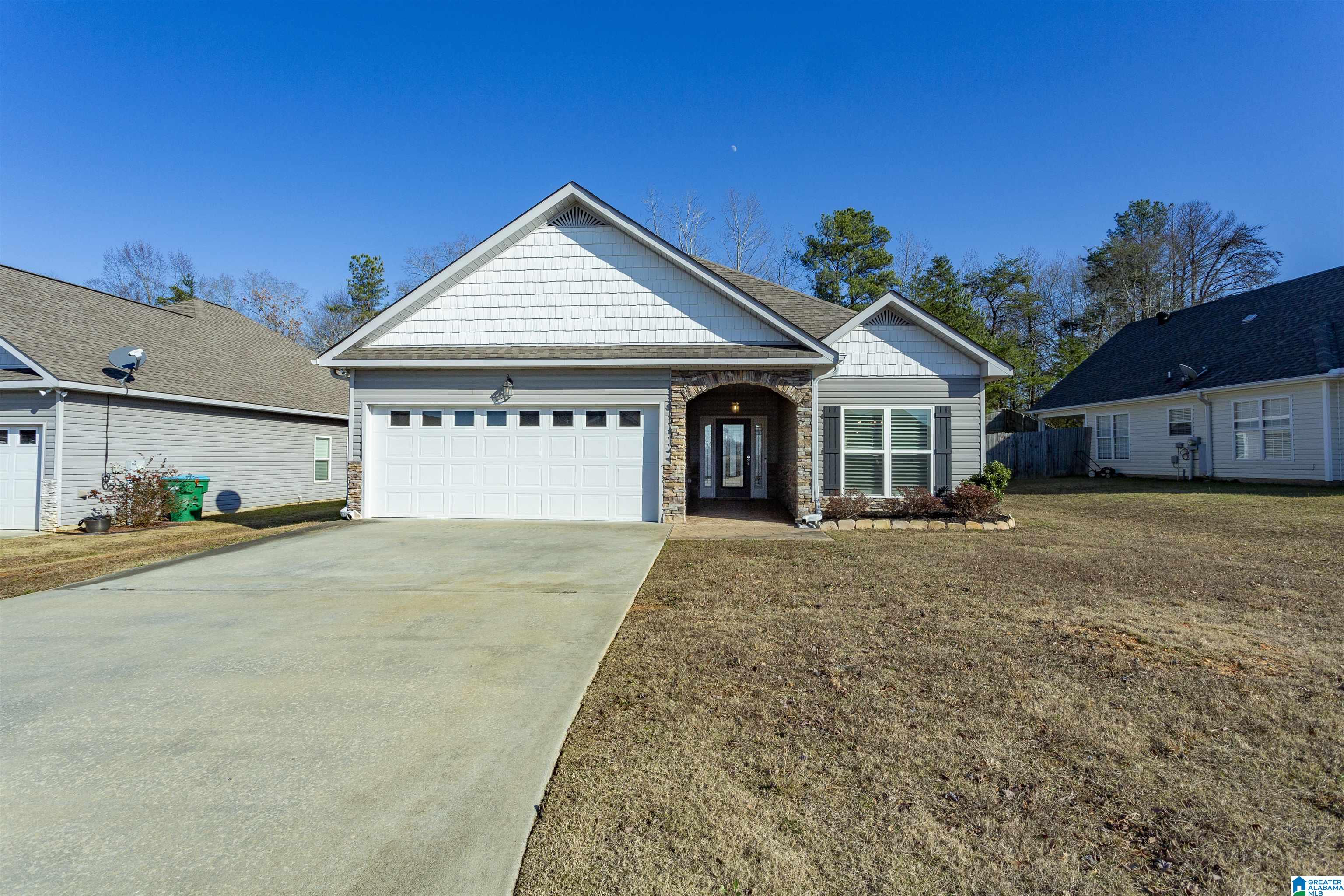 110 Sunset Lane Jemison, AL 35085 - Photo 2 of 45