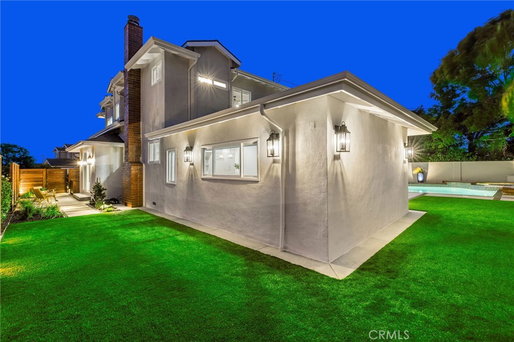 245 Surf Place Seal Beach, CA 90740 - Photo 65 of 65 a view of a back yard of the house