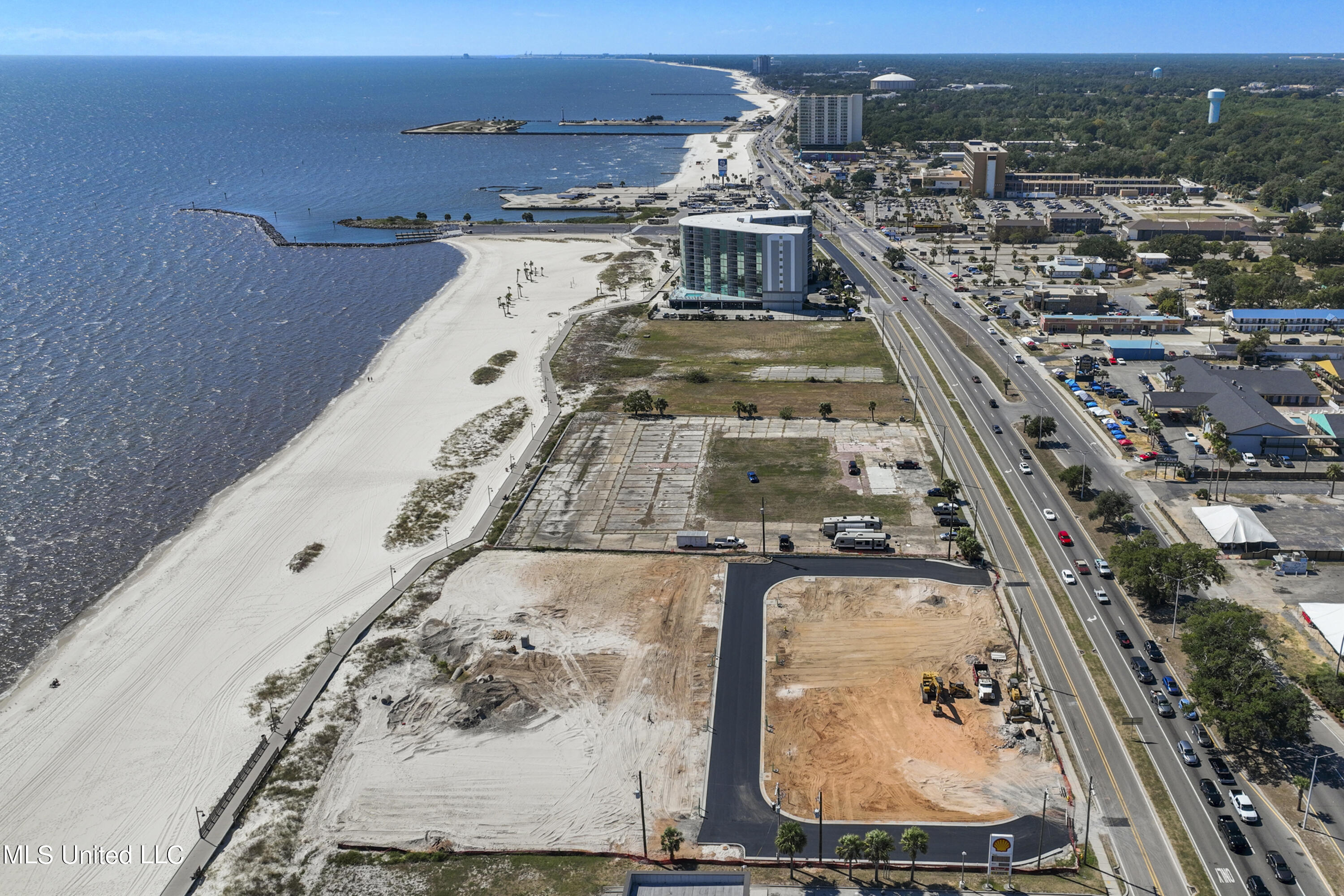 1848 Beach Boulevard Biloxi, MS 39531 - Photo 6 of 7 007