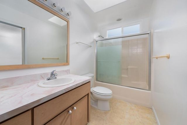 $1,025,000 | 76-6299 Kaheiau Street, Kailua-Kona, HI 96740