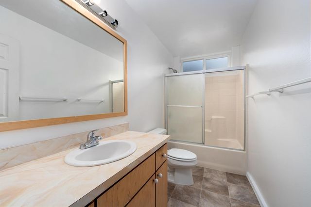 $1,025,000 | 76-6299 Kaheiau Street, Kailua-Kona, HI 96740