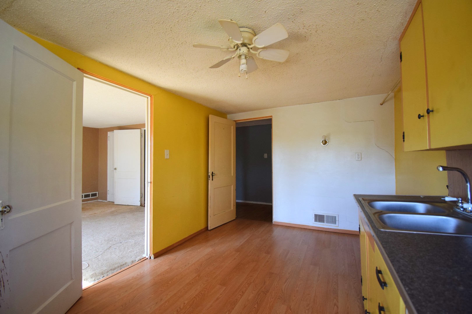 2308 Logan Street Mount Vernon, IL 62864 - Photo 21 of 26