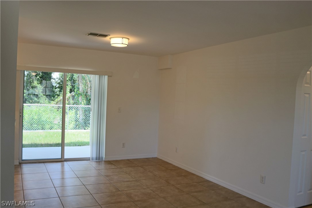 18425 Iris Road Fort Myers, FL 33967 - Photo 21 of 27 a view of an empty room and window