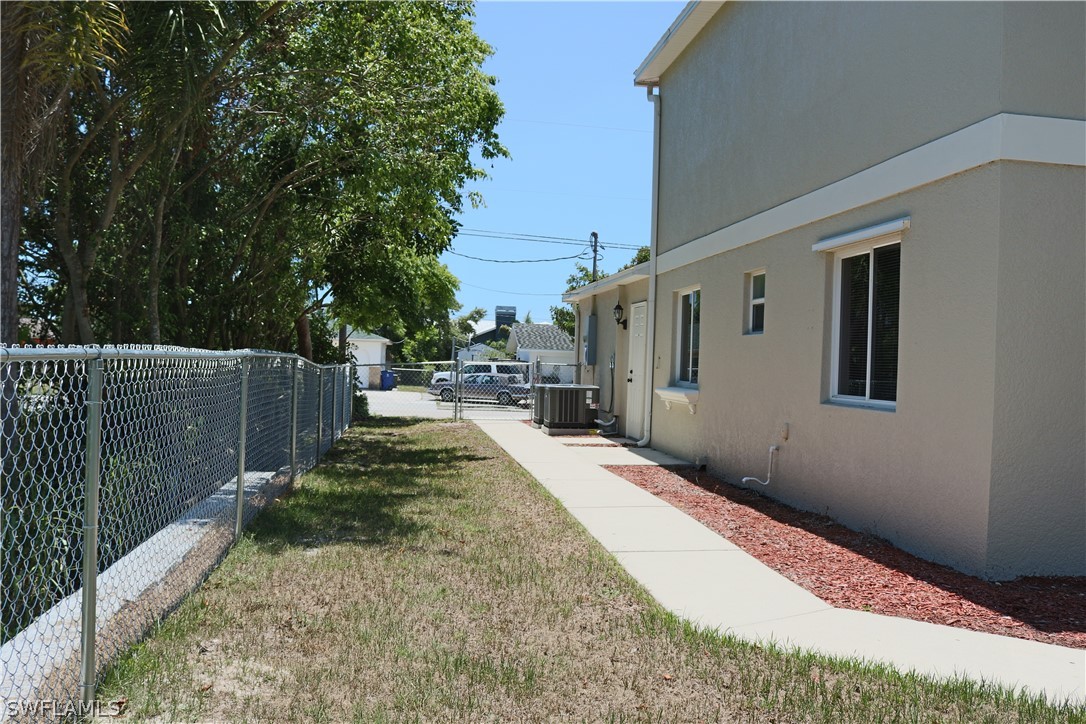 18425 Iris Road Fort Myers, FL 33967 - Photo 26 of 27