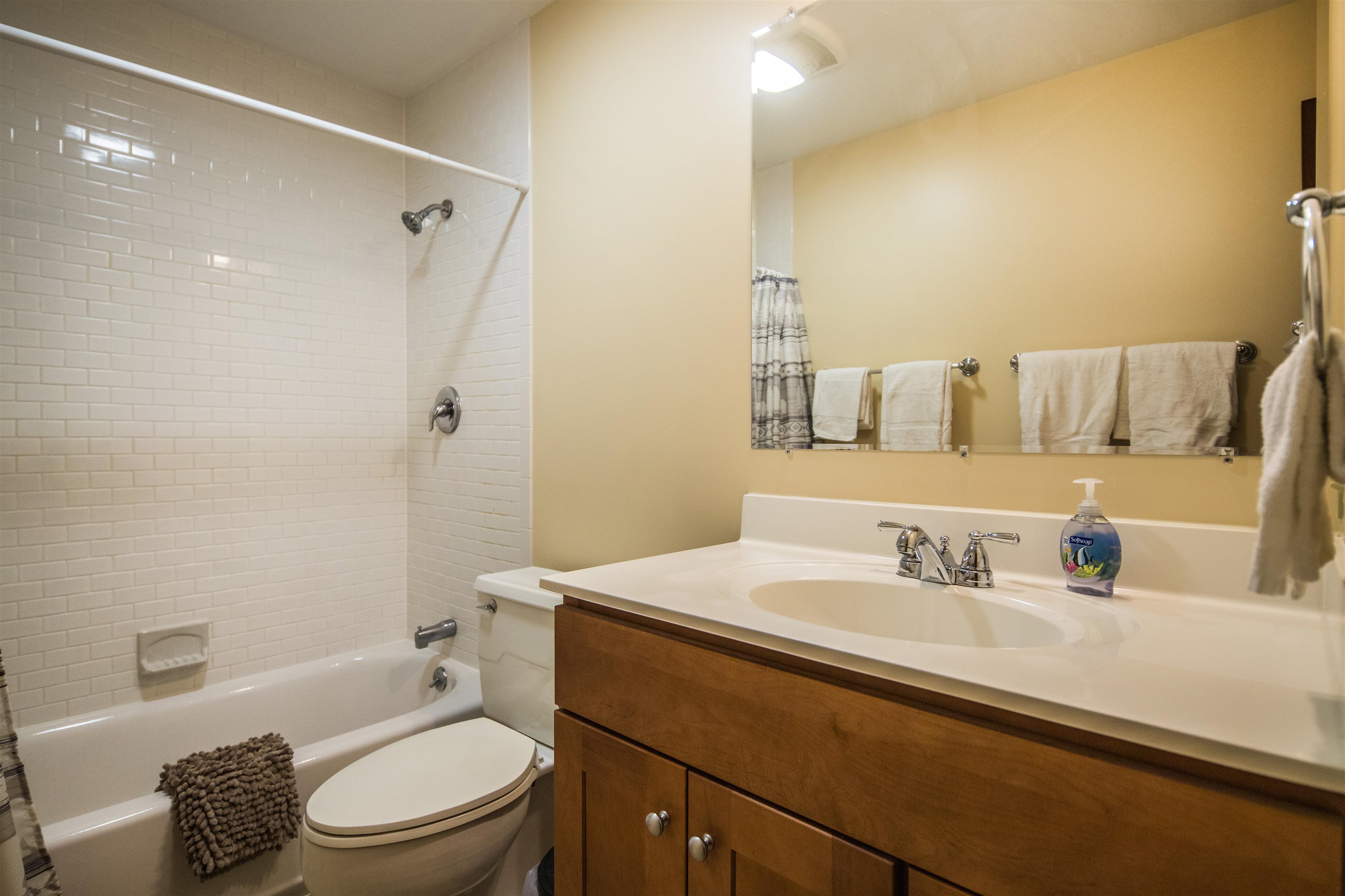 118 Gateway Court, Unit 12 Mendon, VT 05701 - Photo 10 of 24 Gallery Image 10