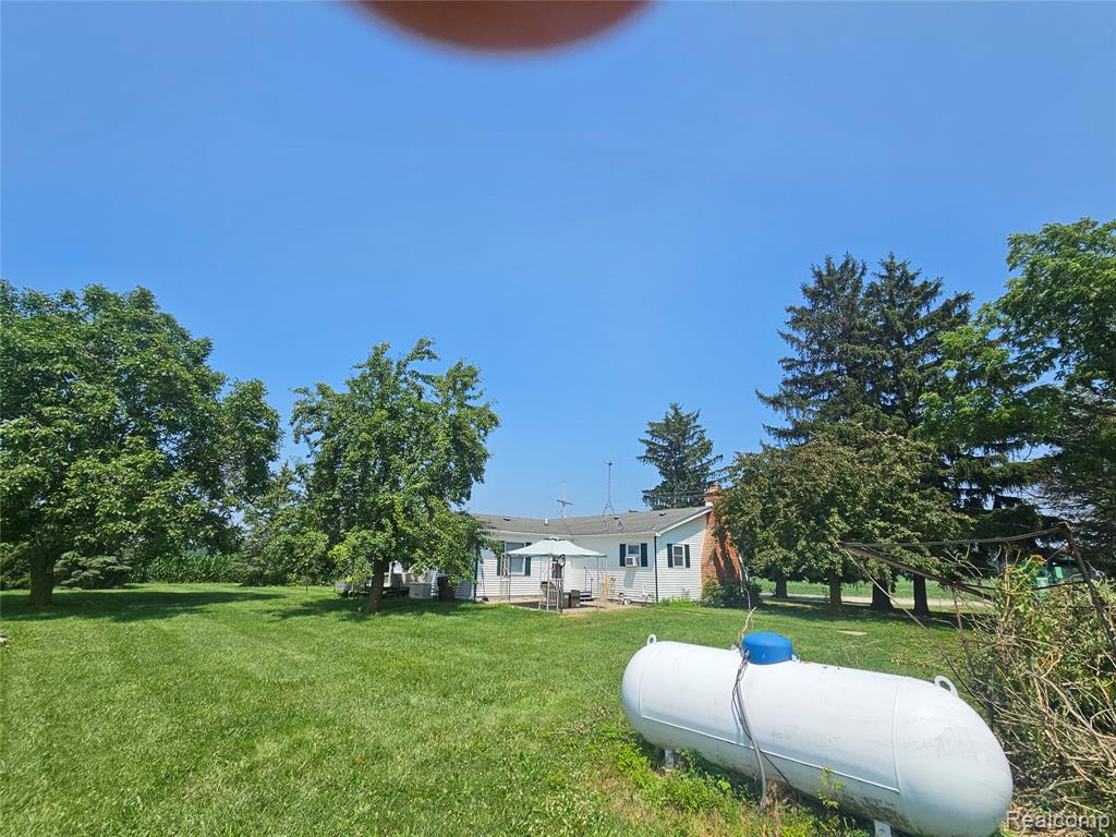 11873 Durand Road Howell, MI 48855 - Photo 14 of 23 Gallery Image 14