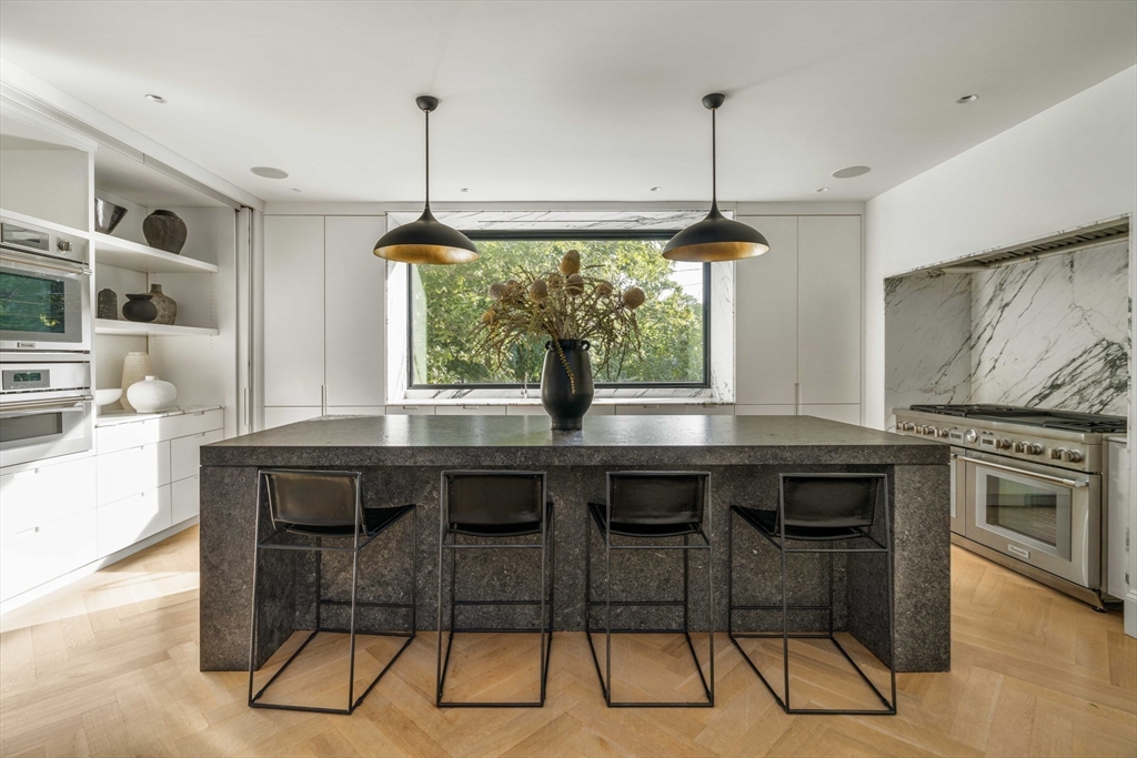 15 Farlow Road Newton, MA 02458 - Photo 13 of 41