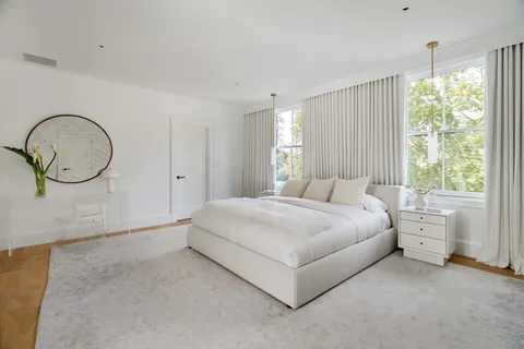 $6,200,000 | 15 Farlow Road, Newton, MA 02458