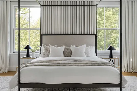 $6,200,000 | 15 Farlow Road, Newton, MA 02458