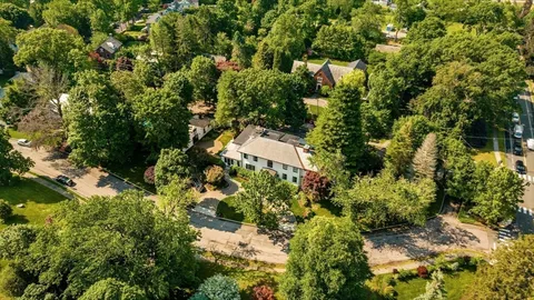 $6,050,000 | 15 Farlow Road, Newton, MA 02458