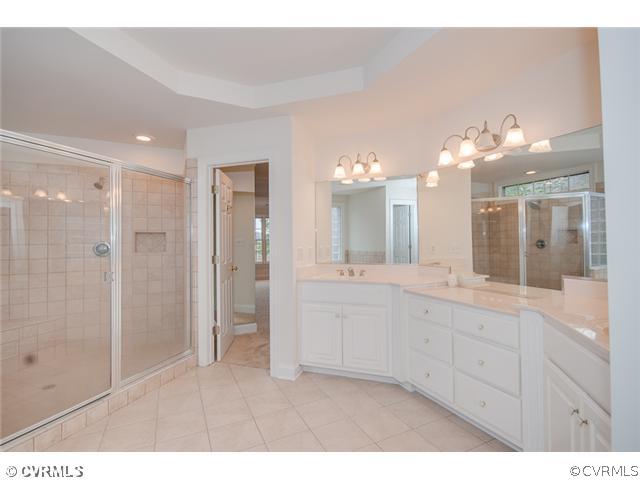 20168 Harbour Ridge Smithfield, VA 23430 - Photo 14 of 24 Master Bath/Spa