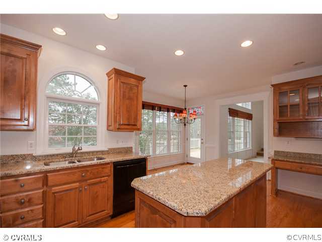 20168 Harbour Ridge Smithfield, VA 23430 - Photo 3 of 24 Kitchen